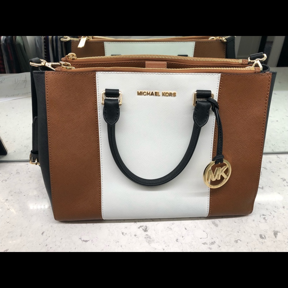 Michael Kors Medium Saffiano leather tote